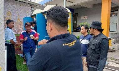 Pastikan-Perjalanan-Mudik-Aman,-Polisi-Cek-Kesehatan-dan-Tes-Urine-Kru-Bus